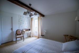 B&B / Chambres d'hotes Le Moulin de Bois Coutant : Chambre Double - Vue sur Jardin