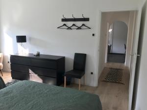 City Apartment 221