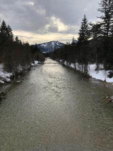 Landhaus Trinis - Kleine Kaffee Tee Theke mit Kühlschrank - Parkplatz