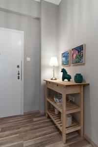 Αbsolute Athens VIII