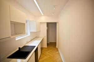 Ales Residence in the Center