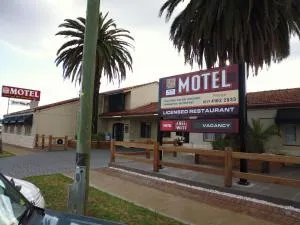 Burke & Wills Motor Inn - Nanango