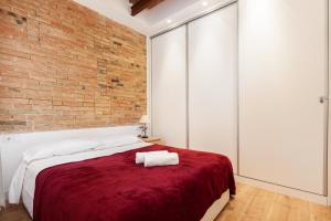Akira Flats Urgell apartment