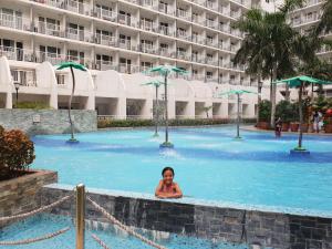 The Palawanos Home at Shell Residences