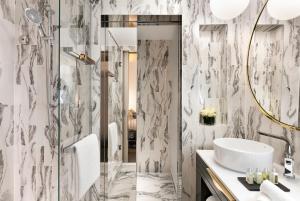 Hotels La Clef Champs-Elysees Paris by The Crest Collection : photos des chambres