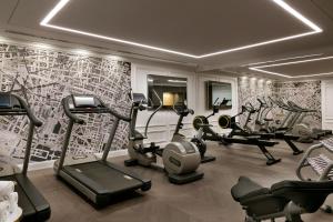 Hotels La Clef Champs-Elysees Paris by The Crest Collection : photos des chambres