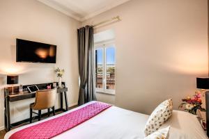 Superior Double Room room in Little Queen Navona