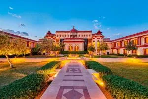 The Ummed Jodhpur Palace Resort & Spa - Bīnāwās