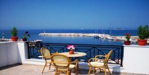 Anna Maria - Vanessa Apartments Skopelos Greece