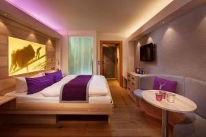 Double Room with Mountain View room in Verwöhn-Wellnesshotel Walserhof
