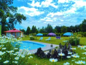 Arriendo de Cabañas con Piscina y Entorno Natural, Villarrica