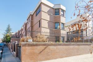 AYZ Ulises - Auto check-in property