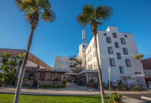 Pismo Beach Hotel In Ca Room Deals Photos Reviews Pismo Beach Hotel In Ca
