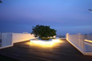 Meor Apartment @ Solstice