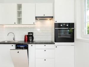 Holiday Home Mielno PL 060003