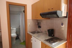 Studio (2 Adults)