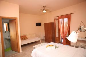 Ventoura Studios & Apartments Syros Greece