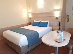 Hotels Hotel Champerret Elysees : photos des chambres