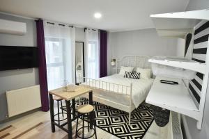 Executive Studio room in Heights Accommodation City Center