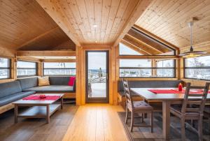 Three-Bedroom House room in Liapark
