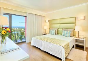 Deluxe Suite with Sea View room in Hotel Baia Grande