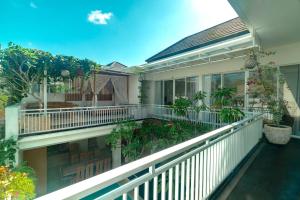 Biệt Thự (Villa)