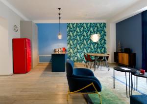 Chic And Modern In Hip Area