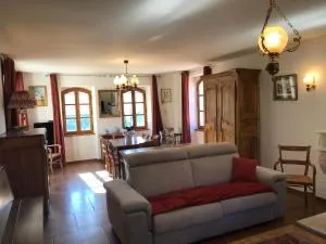 La Clue/ le Jas du Ventoux - 比伊莱巴罗涅