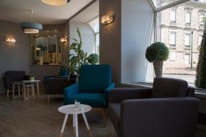 Hotels The Originals City, Hotel Le Boeuf Rouge, Saint-Junien : photos des chambres