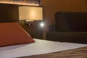 The Originals City, Hôtel Le Boeuf Rouge, Saint-Junien - 圣瑞尼安