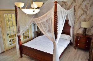 King Room with Spa Bath room in Vila Nicole