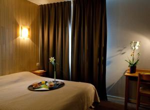Hotels Logis Hotel Le Relais : photos des chambres