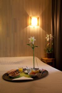 Hotels Logis Hotel Le Relais : photos des chambres