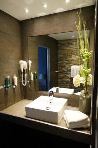 Hotels Hotel De France : photos des chambres