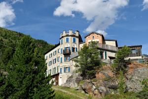 Rifugio Ghiacciaio dei Forni