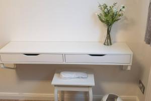 The Beach Apartment, near Outlander location