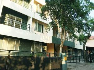 Honey Bee Serviced Apartments Trivandrum - 4-Sterne-Hotels in Thiruvananthapuram