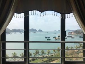 Huong Cang Sea View Hotel
