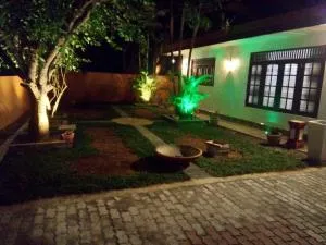 Santosa Villa - غالي