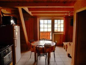 Appartements Chalet Les Lioues : photos des chambres