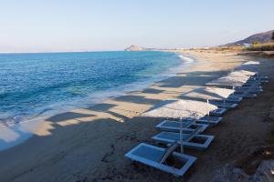 Akti Kastraki Beach Naxos Greece