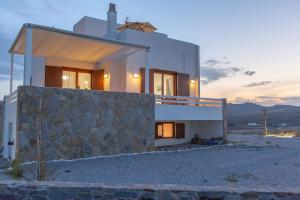 Sea front maizonette Aura Naxos Greece