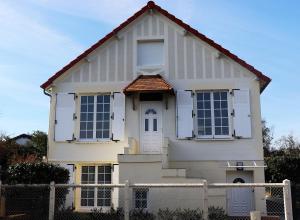 Villa des sables avec 1 studio pour 2 personnes pouvant être complété par une chambre avec sa salle de bain et WC si 4 personnes