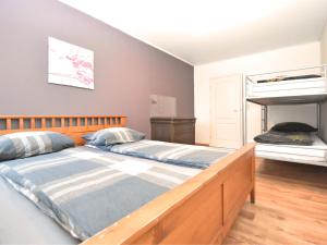 Apartment in Ober Waroldern with Sauna