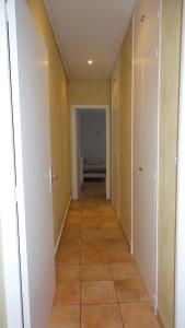 spacieux logement face à la Cité Médievale