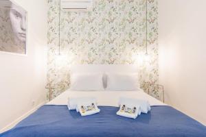 Gold 37399AL and Silver 37404AL