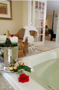 King Suite room in Lambertville House