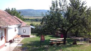 Apartm&aacute;n Mered&eacute;ly vend&eacute;gh&aacute;z Golop Maďarsko