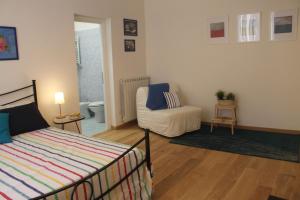 Comfort Triple Room room in Home 103