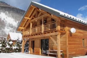 Chalets Chalet de l'Oisans : photos des chambres